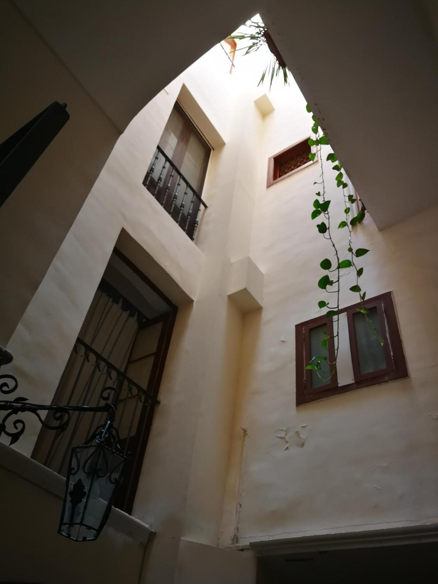 Your Shelter - Private Apartment Bari Bagian luar foto